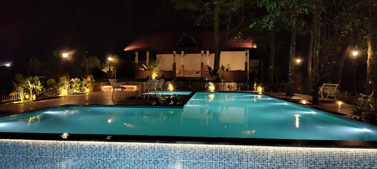 Athirapilly On The Rocks Otel Athirappilly 0*,  Hindistan