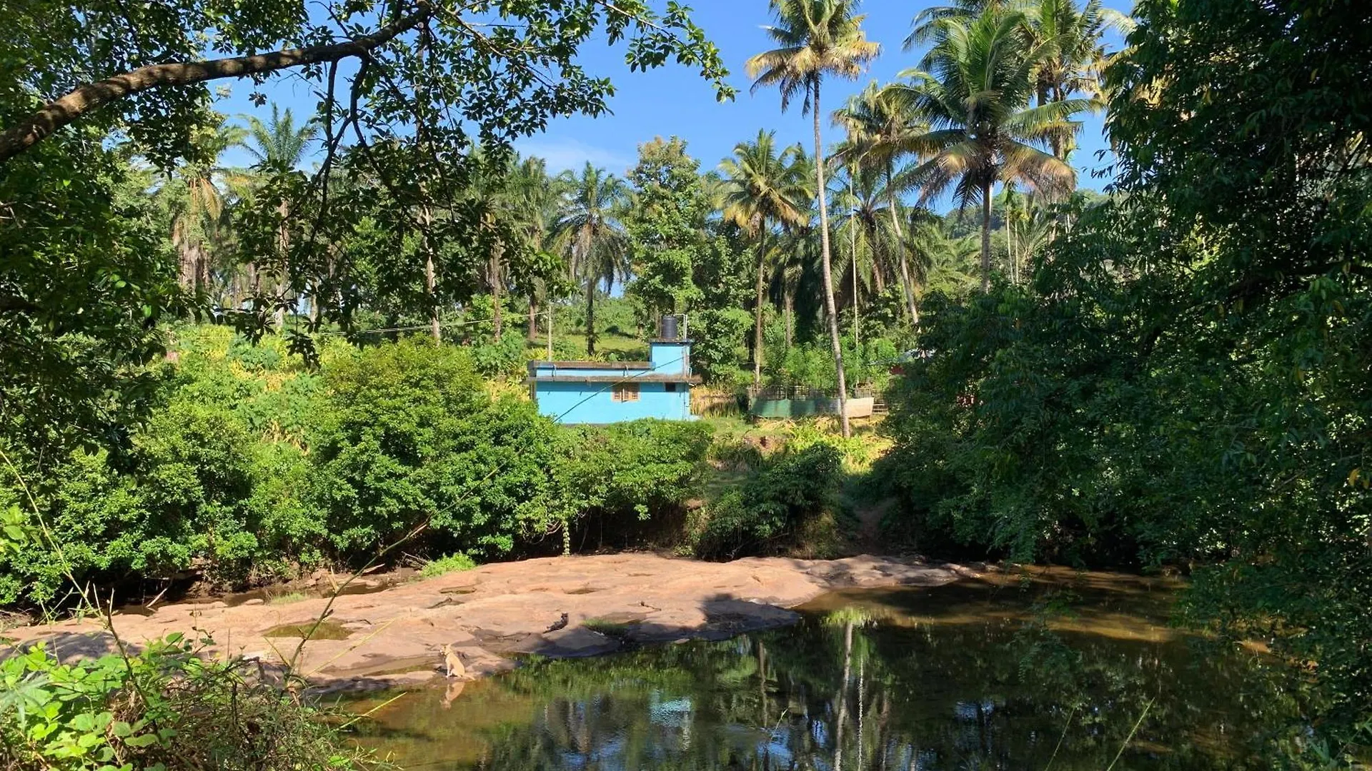 Athirapilly On The Rocks Hotel Athirappilly 0*,